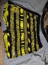 BVB Kurze Sommer Hose Borussia
