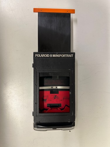 Polaroid miniportrait - polaroid,,