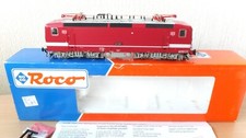 Roco HO 43680 DB Oberleitungs-Elektrolok 143 348-1.Rot Silberdach,graues Fahrgestell