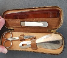 VINTAGE Leder Reise Set Etui