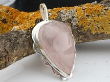 GJ69 ROSENQUARZ TROPFEN EDELSTEIN, FINISH 925 SILBER-ANHÄNGER +KETTE / LEDER!
