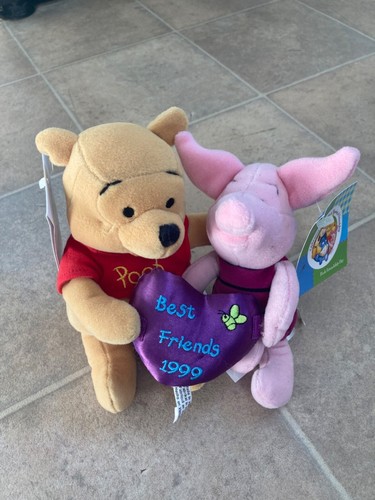 Disney store best friends - store,