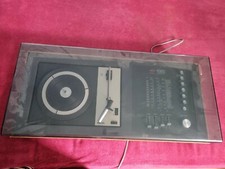 Plattenspieler mit Radio