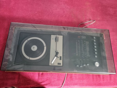 Plattenspieler mit radio - plattenspieler,