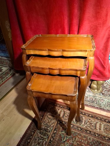 Alte beistelltische satz - 3,