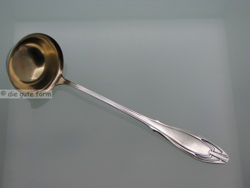 Strenger jugendstil - -,