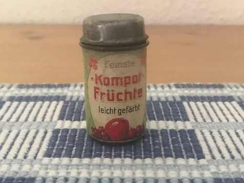 Sehr alte kleine - sehr,