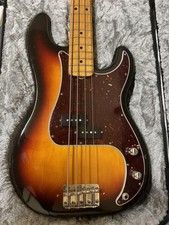 E-Bassgitarre Fender 1976