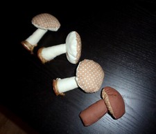 4 Pilze  Deko Aufhänger / Anhänger  *** Landhaus / Shabby ***  NEUWARE