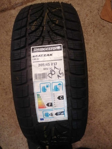 Winterreifen 205 r17 - 205,