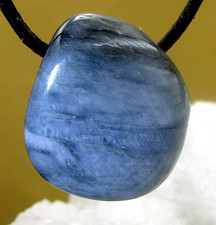 KATZENAUGE     Trommelstein