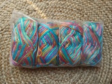 Bunte Wolle . 200g . Poly* 