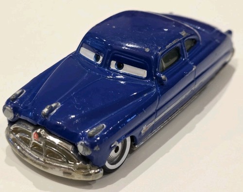 Disney cars doc - doc, hornet