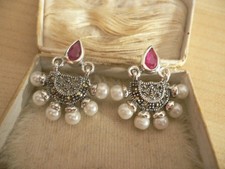 Ausgefallene Ohrstecker Silber mit Perlen und mit Markasiten