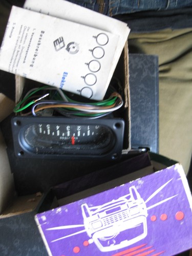 Elektronischer drehzahlmesser - elektronischer,