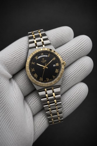 Tudor royal day date ref - royal,
