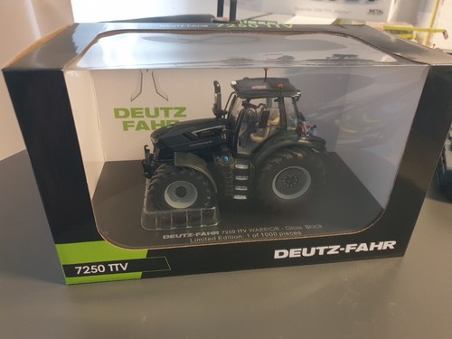 Universal hobbies 1 32 - in, 1:32