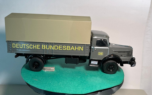 Schuco krupp titan - 1:43, krupp-titan