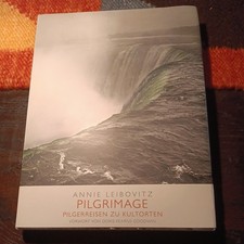 ANNIE LEIBOVITZ PILGRIMAGE