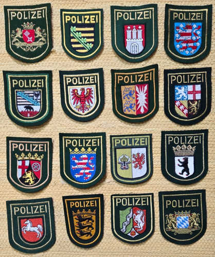 Polizei abzeichen grün 16 - 16,