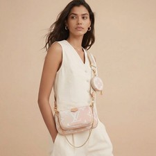 LOUIS VUITTON MULTI POCHETTE