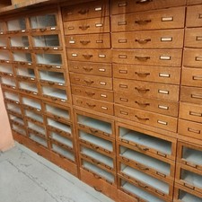 Ladenschrank