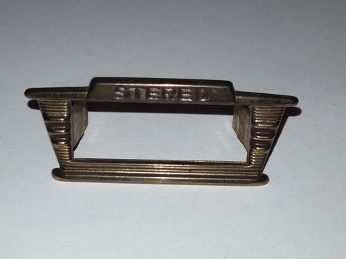 Zierblende stereo aus - zierblende, "stereo"