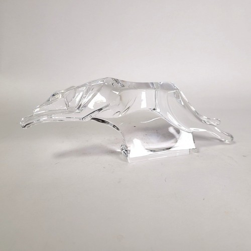 Eine glasfiguren laufendes - eine, „laufendes