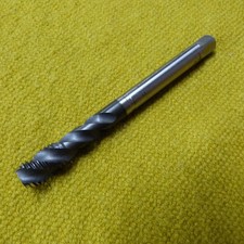 Gewindebohrer M12 6H GL110 Z3