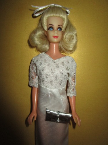 B2169 vintage barbie truly - barbie,