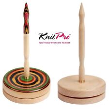 KnitPro Garnbutlerspender aus Holz - Auswahl aus 2 Designs: Signatur oder Natur