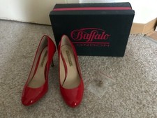Buffalo Schuhe Pumps rot Lack