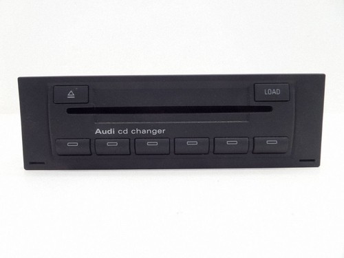 Audi 2005 vorne - 8p,