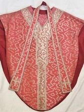 TOLLE GOTISCHE KASEL ROSA