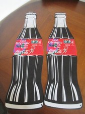 2 Coca-Cola Flaschen aus Stoff Atlanta 1996 Olypia pennants Olympics torch relay