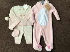 Konvolut Baby Mädchen warme Winterkleidung Outfit x 2 Gr. 0-3 Monate 