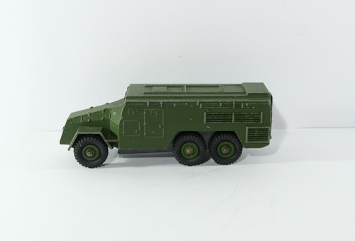 Dinky toys 677 armoured - dinky,