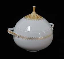 Schüssel / Schale mit Deckel von Hutschenreuther Serie "Poesie"