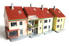 H0 - 4 Stück - Reihenhäuser