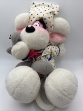 Diddlmäuse im Schlafanzug mit Baby im Arm Diddl 90er