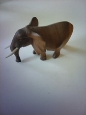 Elefant handgeschnitzt - elefant,