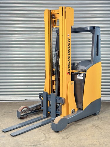 Jungheinrich schubmaststapler - jungheinrich,