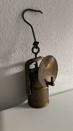 Alte grubenlampe karbidlampe - alte, grubenlampe,