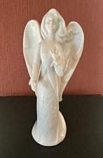 Weihnachtsengel mit Taube weiß, Keramik