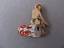 COCA  COLA  - Pin.      PinUP