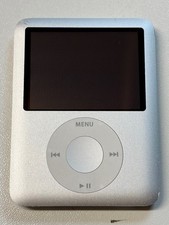 Apple iPod nano 3. Generation 3g silber (4GB) A1236 sehr guter Zustand Händler