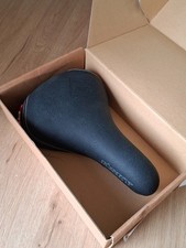 Retro Fahrradteile Neu im Karton NOS BEAM Sattel SDG U.S.A I Sky - Modell: 00700