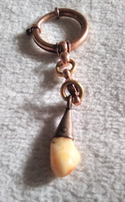 Alter Anhänger Trachtenschmuck  Anhänger mit Tier Zahn  Gesamt länge  CA 7cm