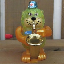 Aufziehfigur wind up figure