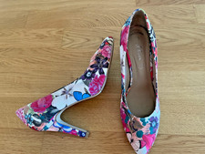 Pumps, weiss, pink, bunt, hight heel, neu Gr. 39